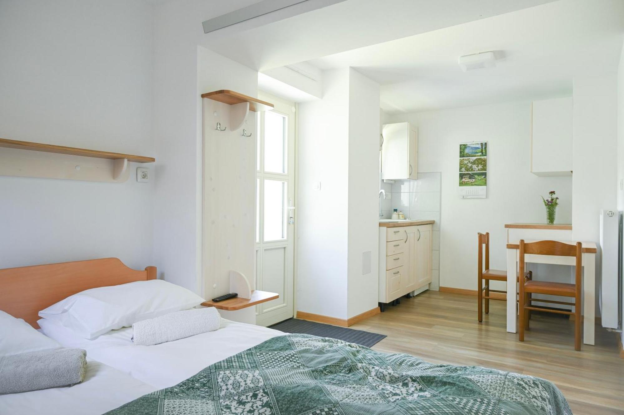 Apartma Pri Bizjaku Bohinj ภายนอก รูปภาพ